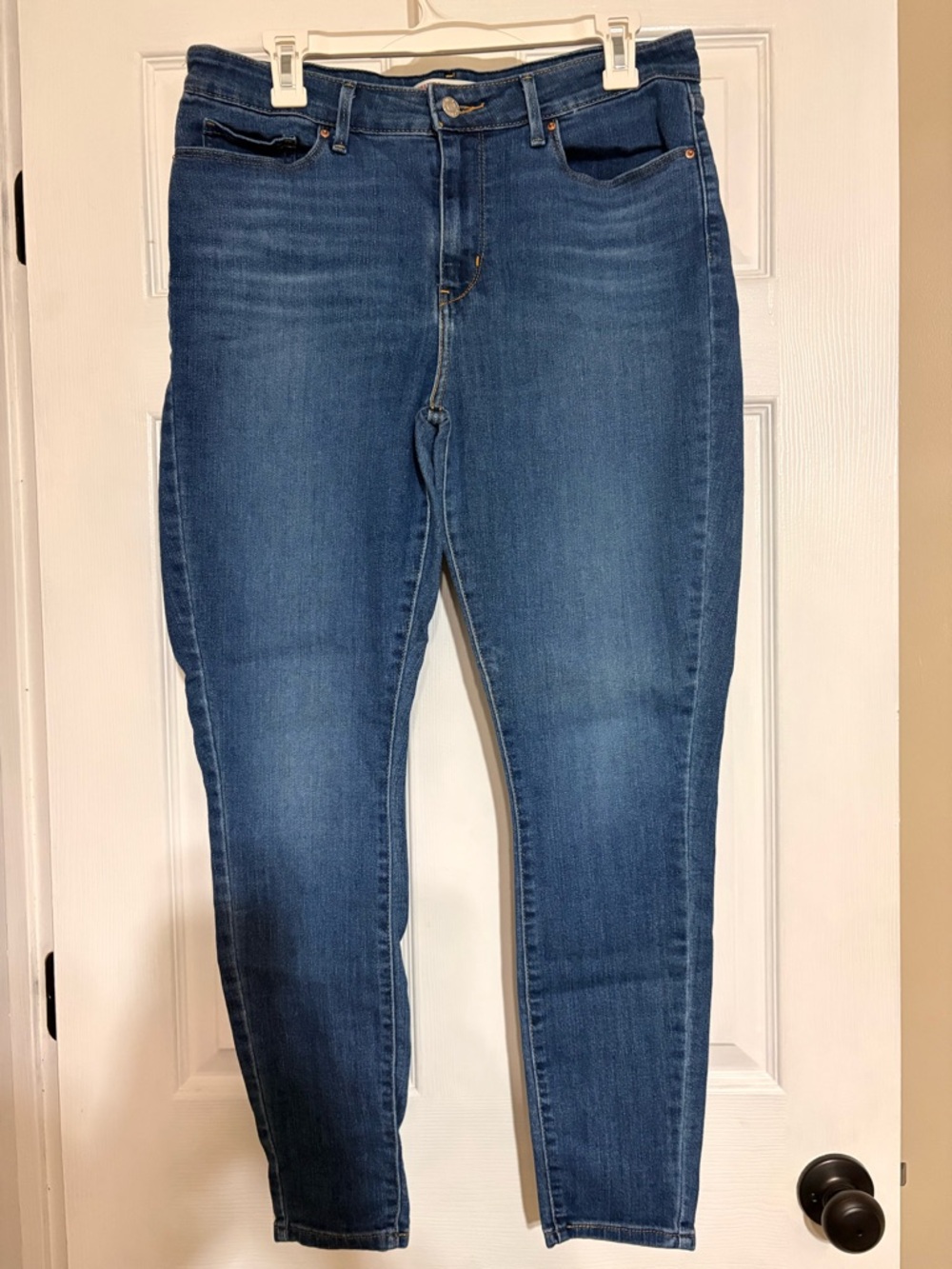 Levi's High Rise skinny jeans